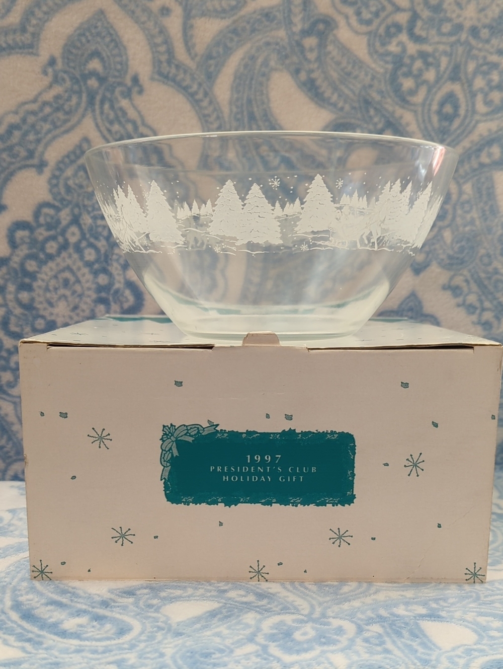 Holiday Glass Serving Bowl